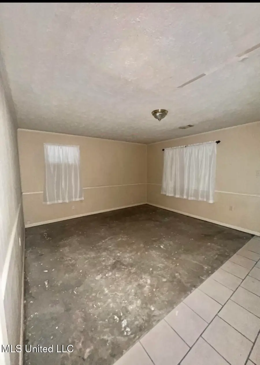 525 Clark Rd Road, Kosciusko, MS 39090 - #2