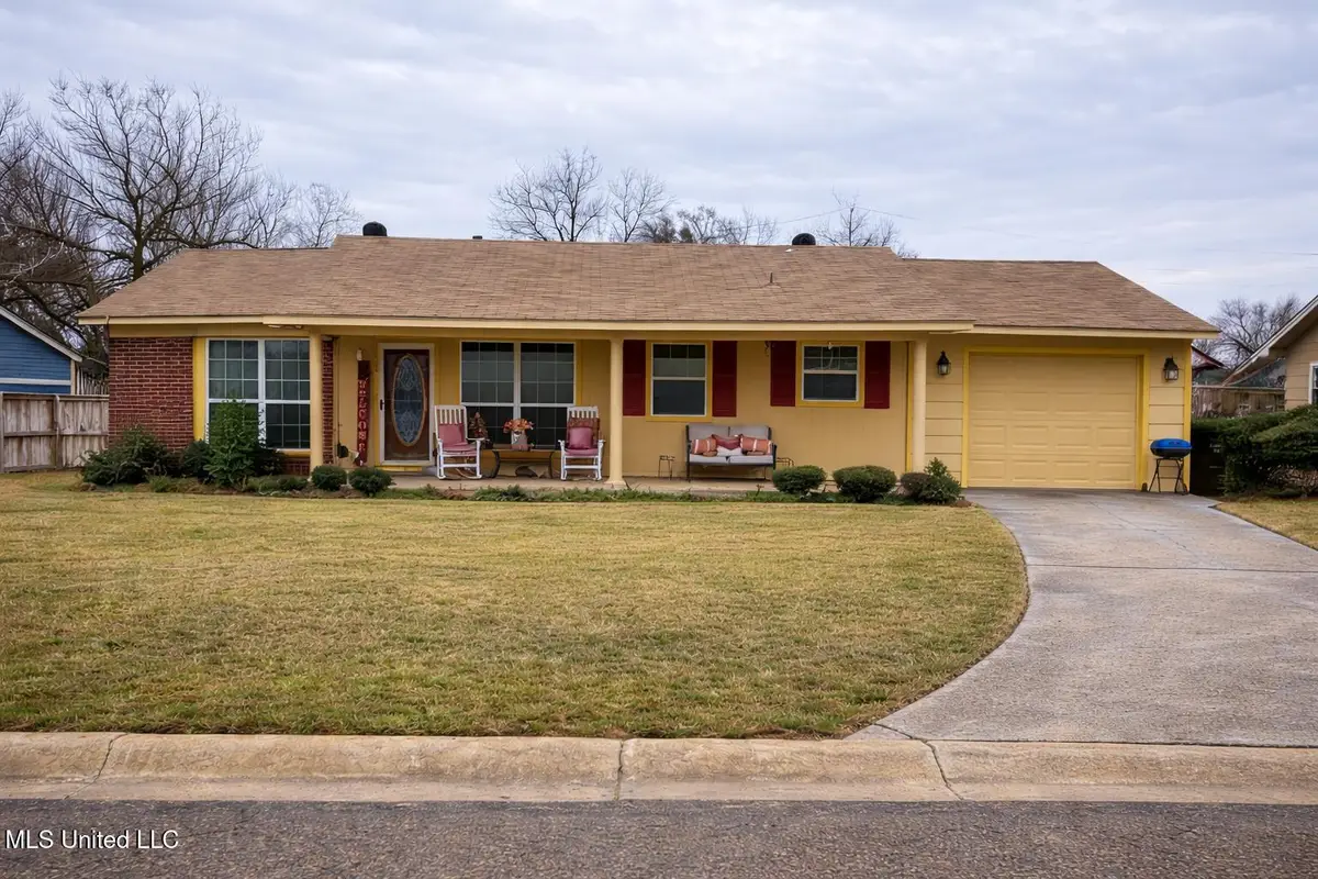 1044 Baskin Drive, Greenville, MS 38703 - #1