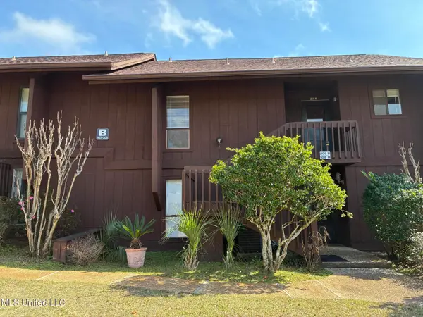 208 Molokai, Diamondhead, MS 39525