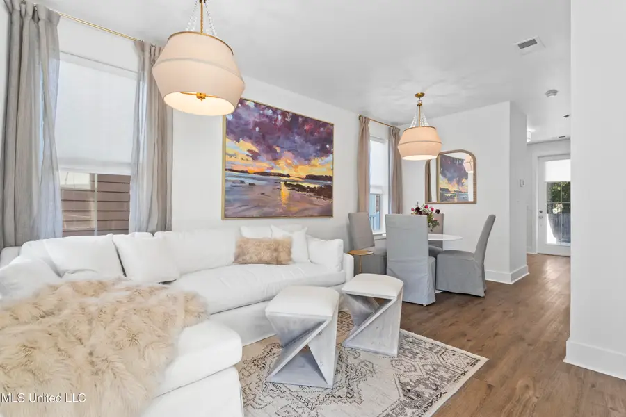 2207 Government Street, Ocean Springs, MS 39564 - #3