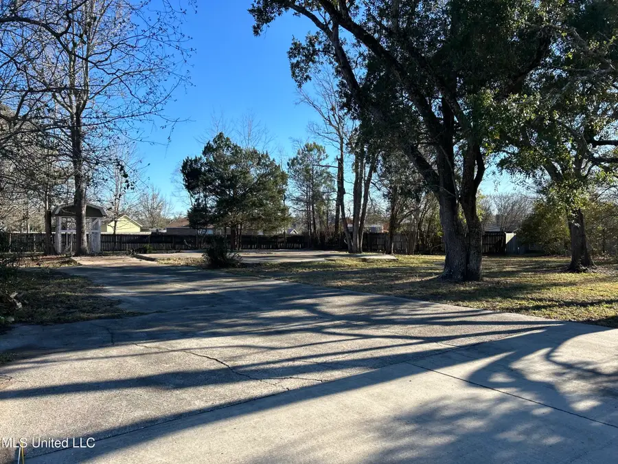 10420 Pin Oak Drive, Biloxi, MS 39532 - #3