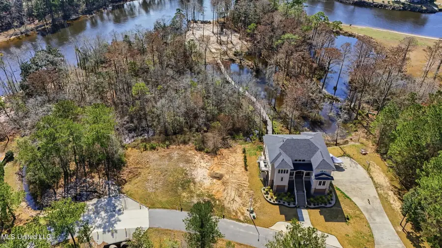 12765 Woodland Circle, Diberville, MS 39540 - #2