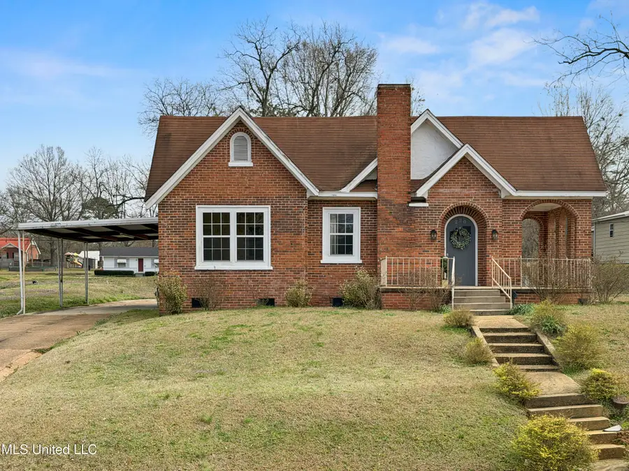 220 N Pearl Street, Carthage, MS 39051 - #2