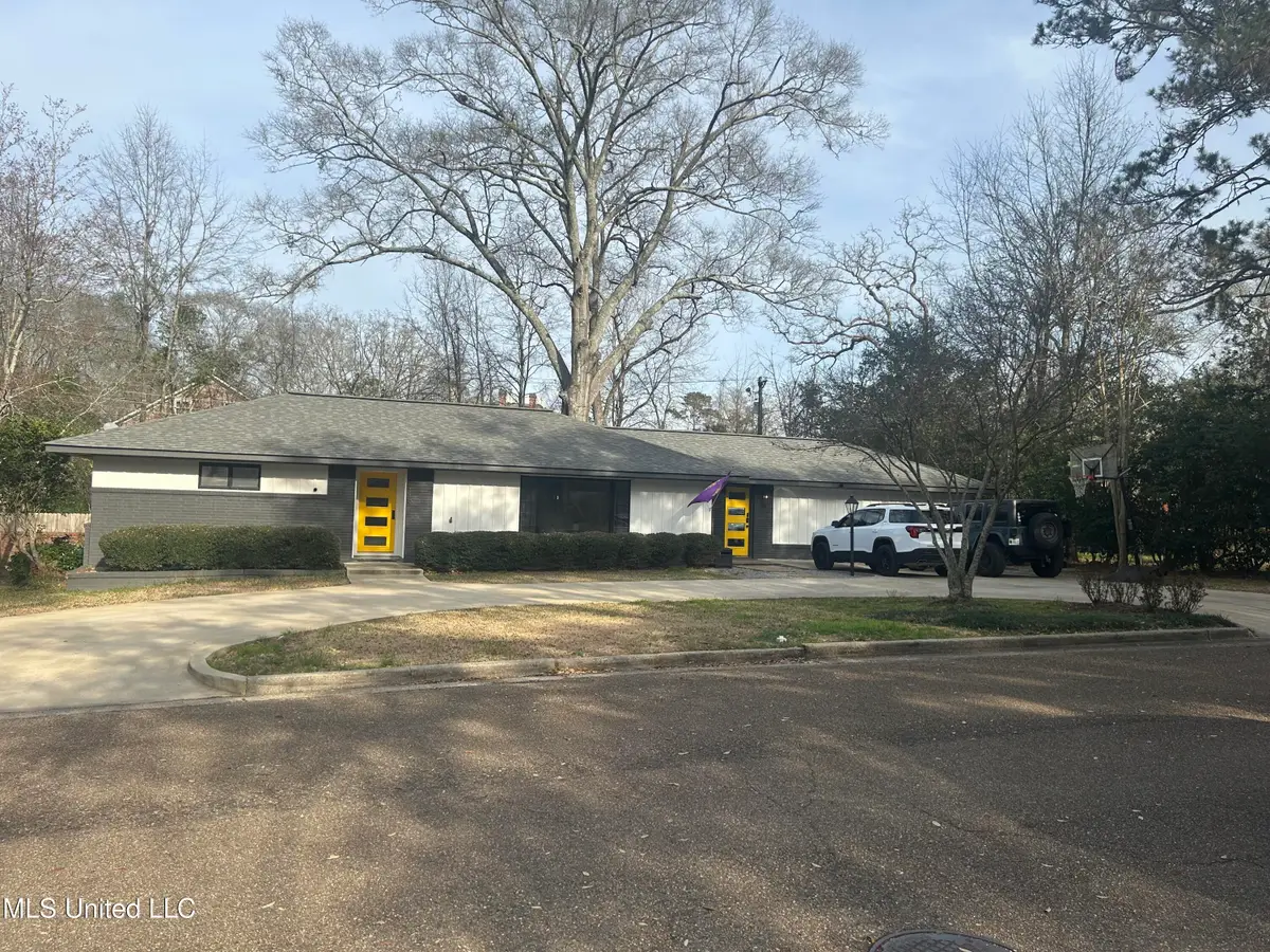 110 Oakview Road, Brookhaven, MS 39601 - #1