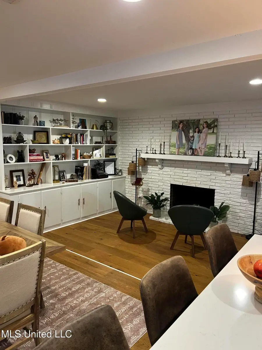 110 Oakview Road, Brookhaven, MS 39601 - #3