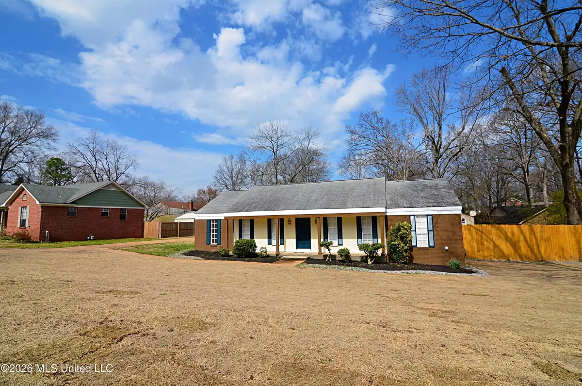 4490 S Big Horn Drive, Nesbit, MS 38651 - #1