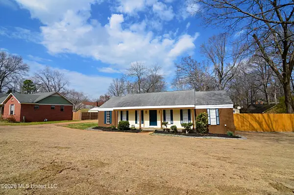4490 S Big Horn Drive, Nesbit, MS 38651