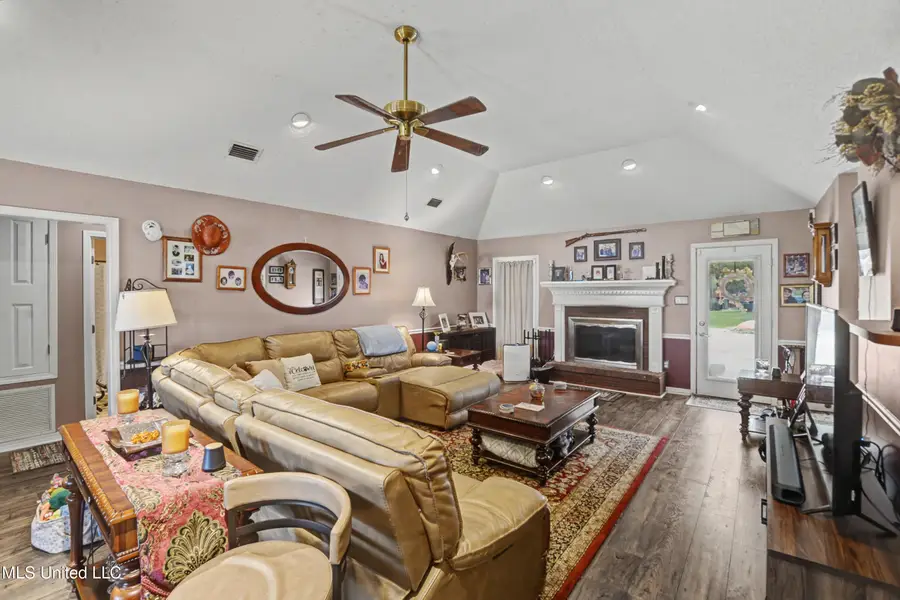 142 Lynne Lane, Lucedale, MS 39452 - #3