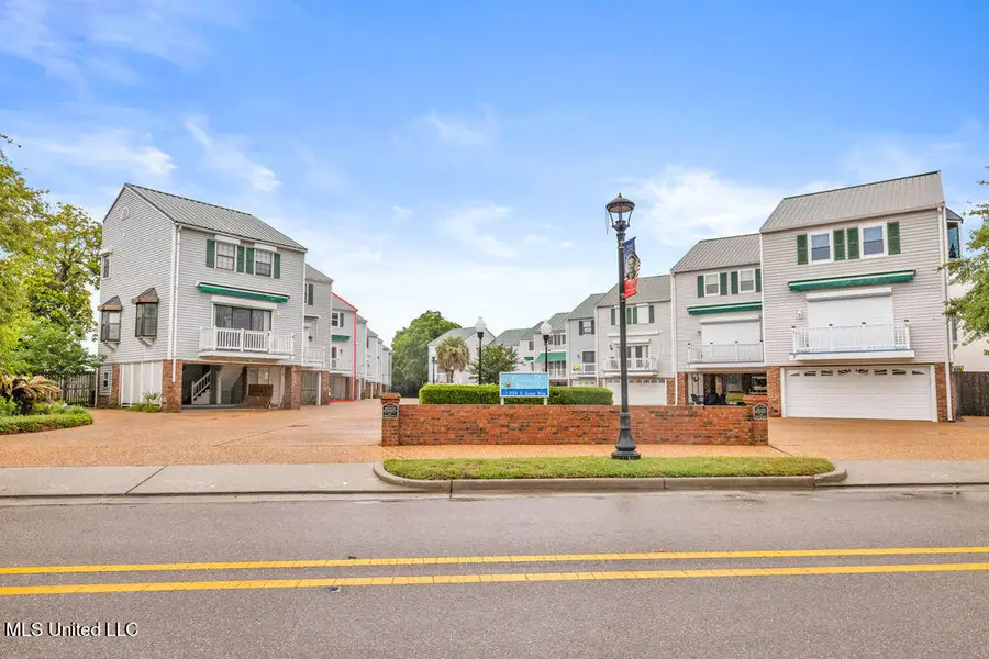 255 E Scenic Drive, Pass Christian, MS 39571 - #2