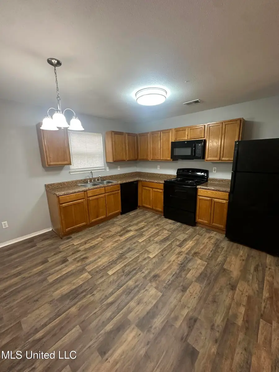 6192 E Ridley Street, Bay Saint Louis, MS 39520 - #2