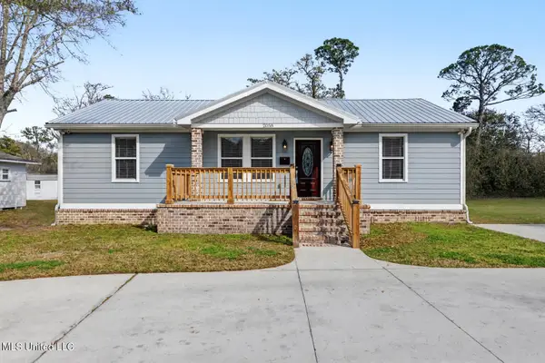 2058 Pascagoula Street, Pascagoula, MS 39567