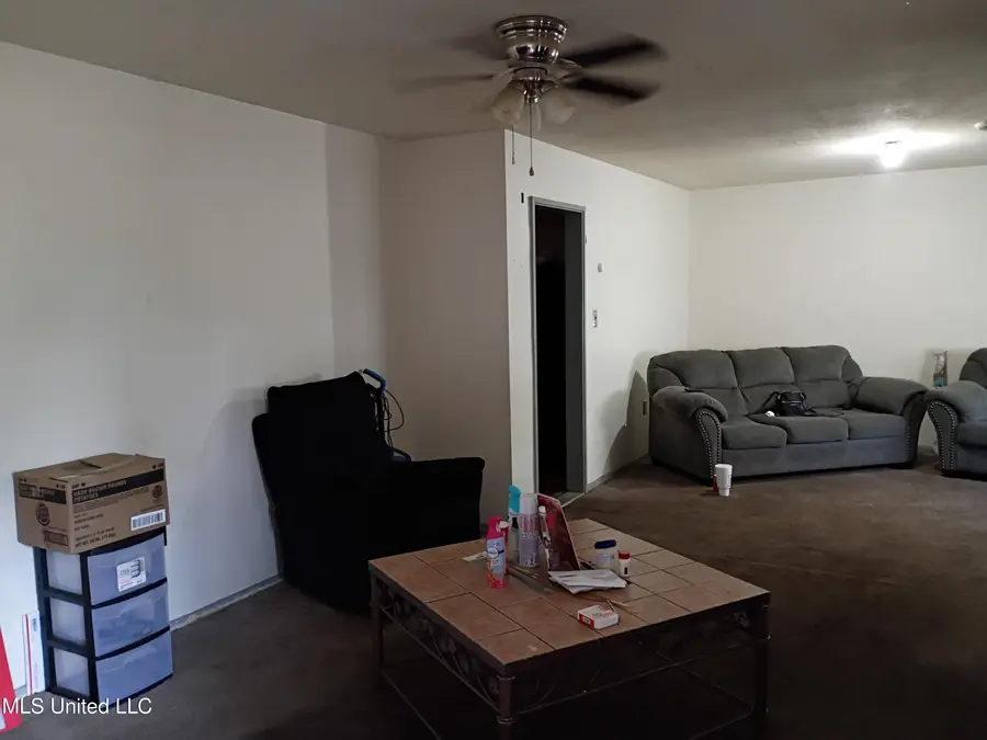 229 Hilliyard Court, Jackson, MS 39212 - #2