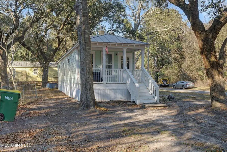 8708 Birch Avenue, Ocean Springs, MS 39564 - #2