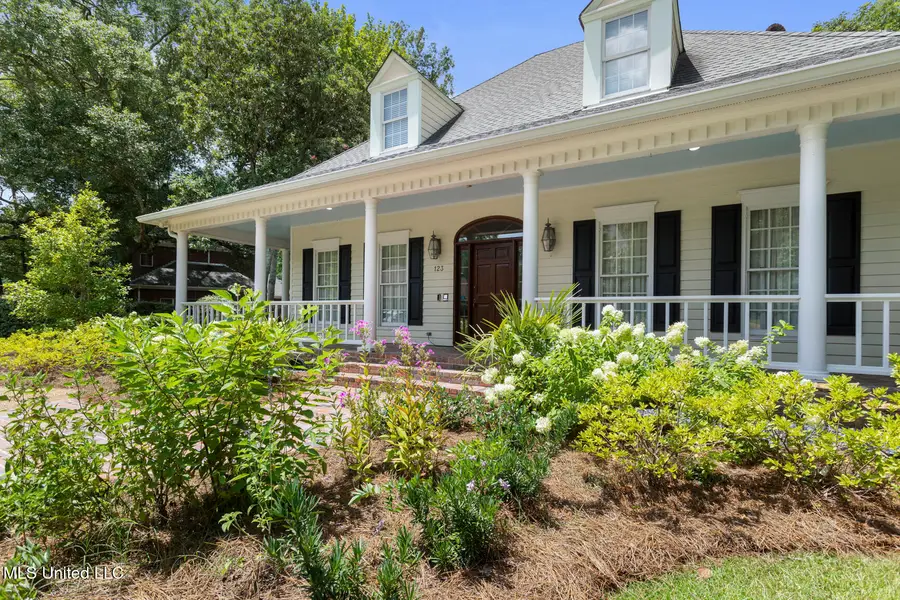 123 Sawbridge Drive, Ridgeland, MS 39157 - #3