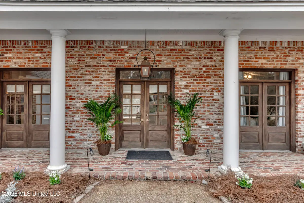 140 Whisper Lake Boulevard, Madison, MS 39110 - #1