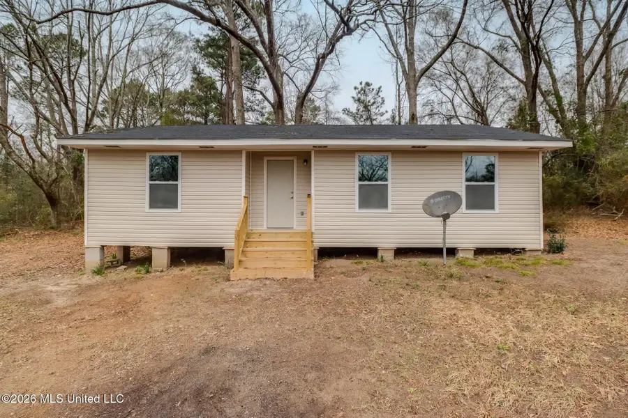 7 Bowen Street, Wiggins, MS 39577 - #2