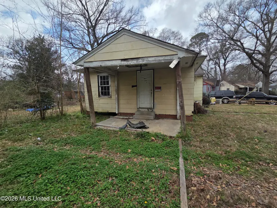 321 Segura Avenue, Jackson, MS 39209 - #2