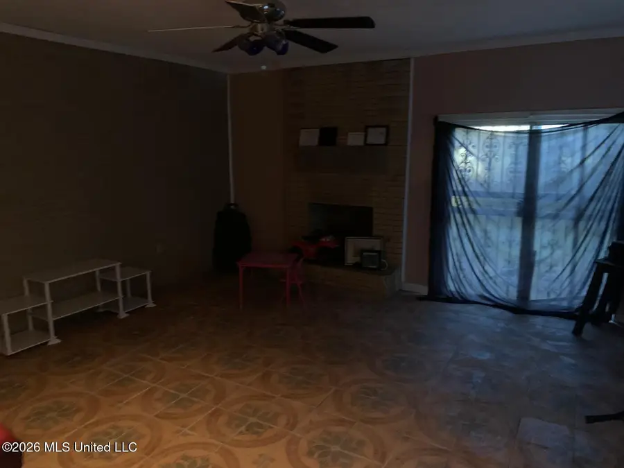 3329 Hollywood Avenue, Jackson, MS 39213 - #3