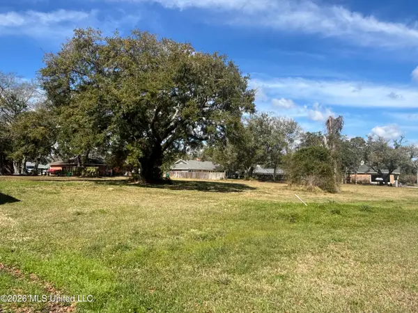 1447 Mill Road, Gulfport, MS 39507