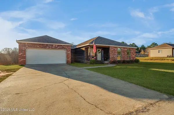 403 Chenoa Avenue, Carthage, MS 39051