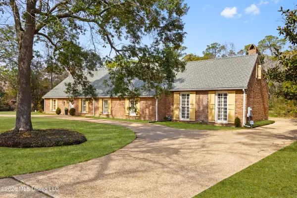 50 Poplar Circle, Gulfport, MS 39507