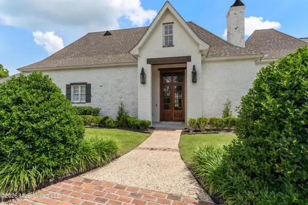 25 Sunset Hill, Hattiesburg, MS 39402