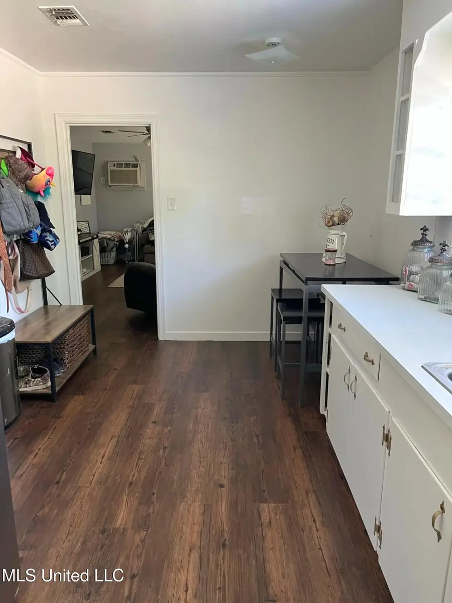 213 Holly Drive, Natchez, MS 39120 - #3