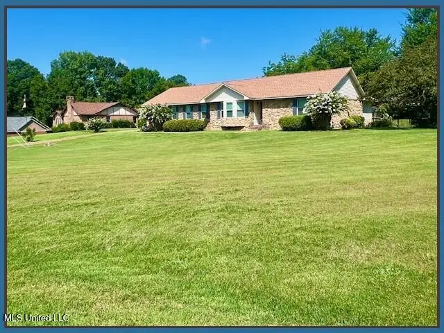 307 Hickory Lane, Batesville, MS 38606 - #2