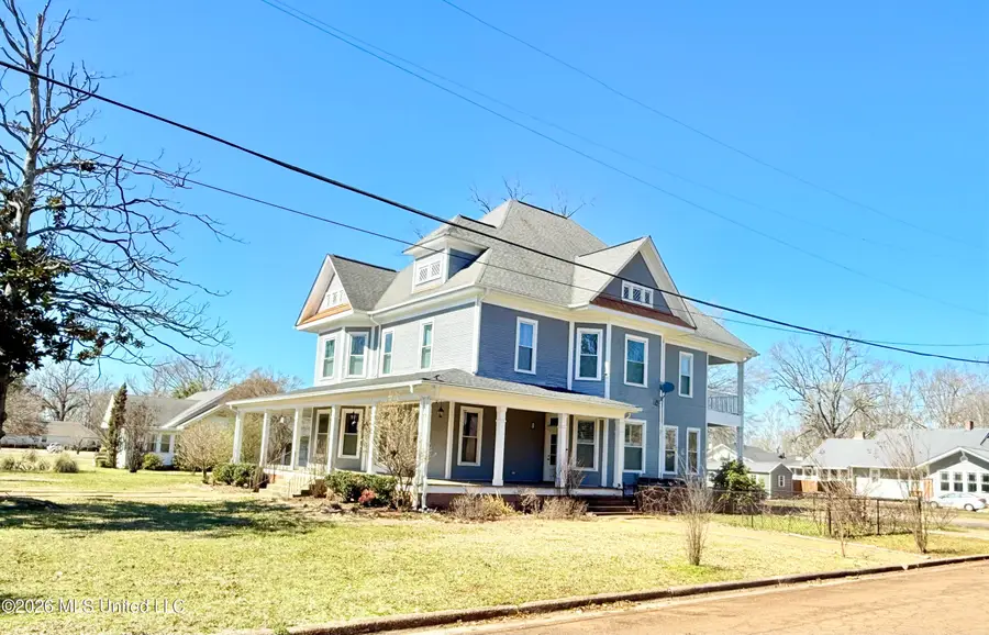 318 W Chestnut Street, Charleston, MS 38921 - #2