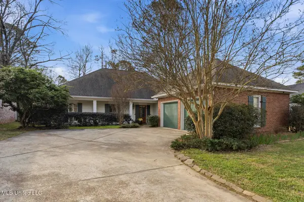 7 Pear Orchard Park, Jackson, MS 39211