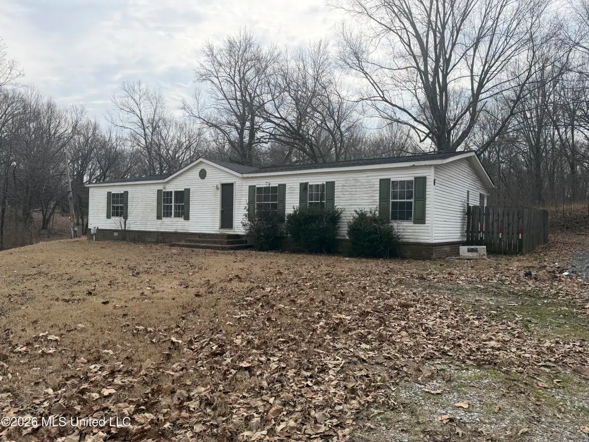 4635 Rolling Green Road, Horn Lake, MS 38637 - #1