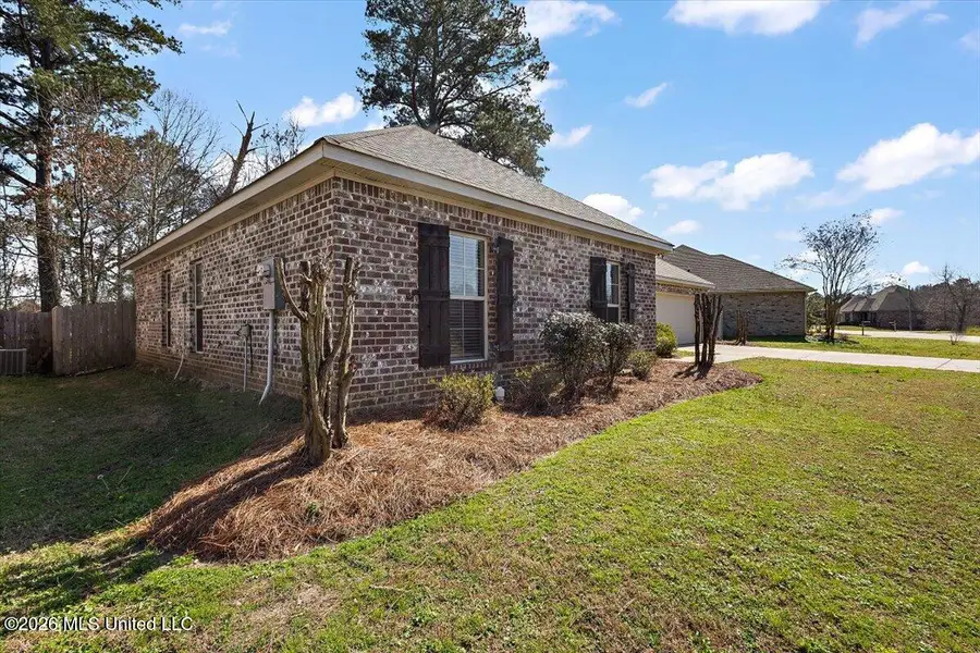 105 Pleasant Harbor Avenue, Brandon, MS 39047 - #2