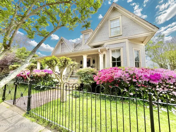 205 W Georgetown Street, Crystal Springs, MS 39059