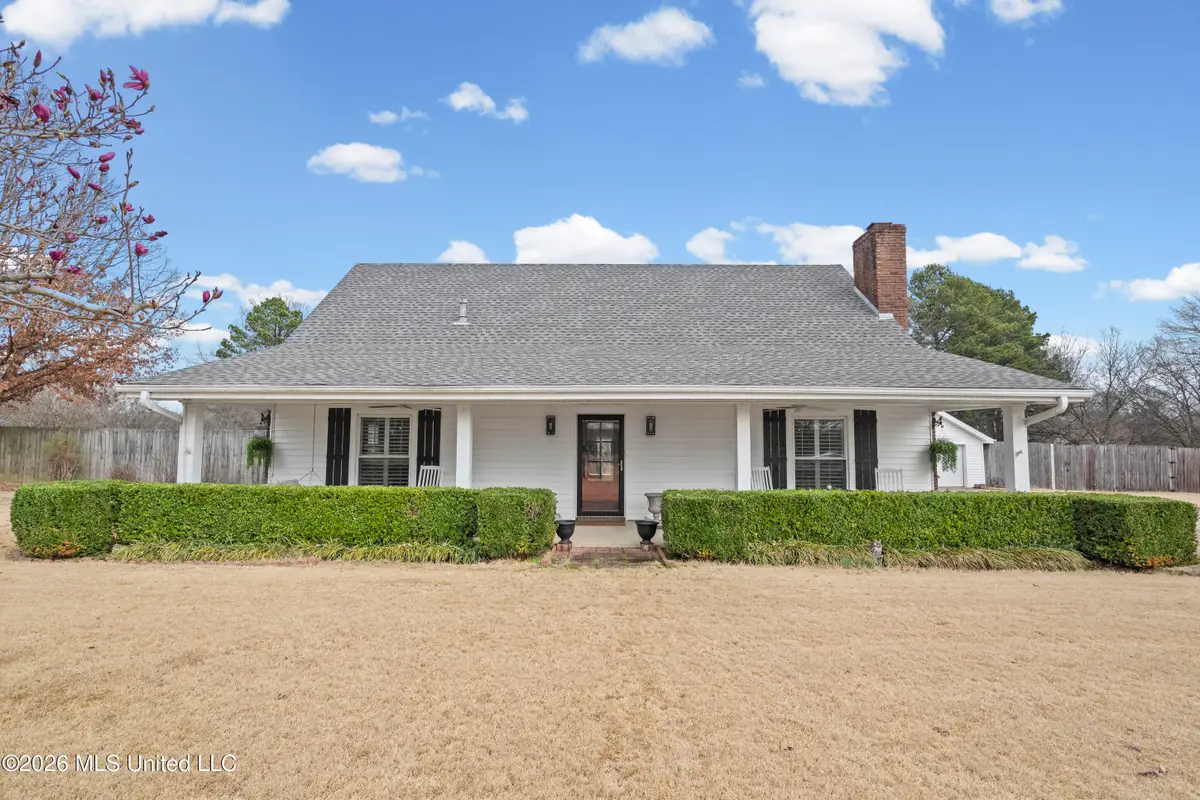 8140 Oakleaf Circle, Olive Branch, MS 38654 - #1