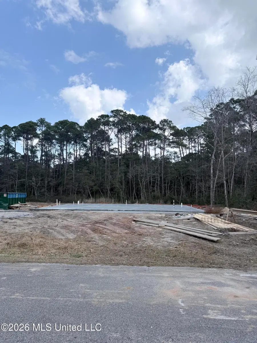 533 Oak Street, Ocean Springs, MS 39564 - #2