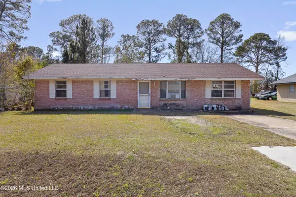 4524 Old Fort Bayou Road, Ocean Springs, MS 39564