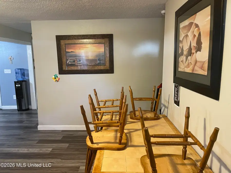 2429 Sycamore Street, Pascagoula, MS 39581 - #3