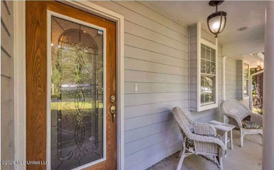 9321 Coconut Drive, Ocean Springs, MS 39564 - #3