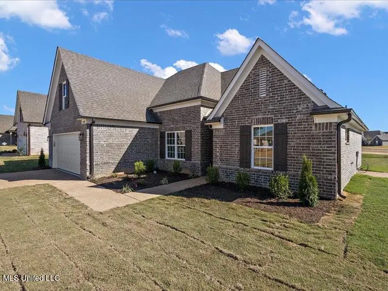 6570 E John Hamilton Way, Olive Branch, MS 38654 - #3