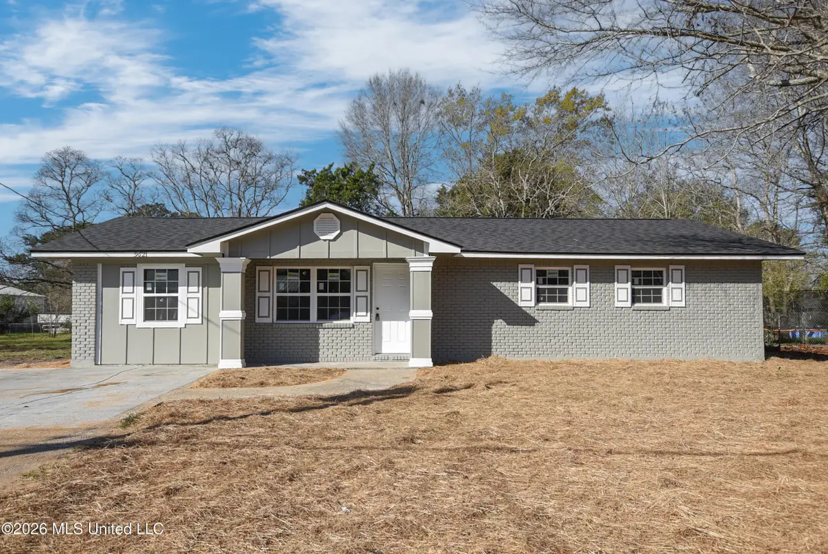 9621 Donchester Circle, Moss Point, MS 39562 - #1