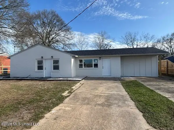 2464 Old Mobile Avenue, Pascagoula, MS 39567