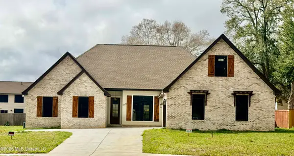 11973 Live Oak Cove, Gulfport, MS 39503