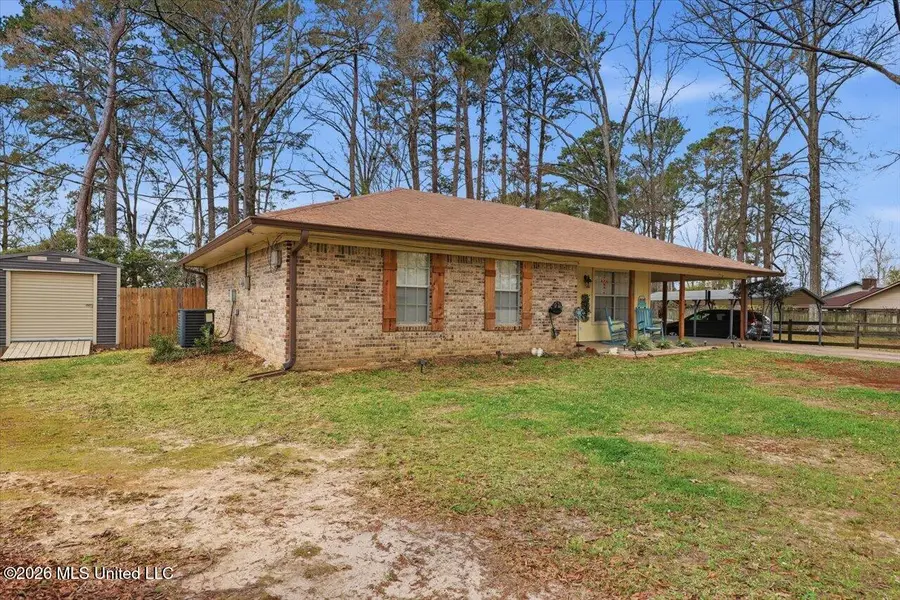 416 Donna Circle, Richland, MS 39218 - #2