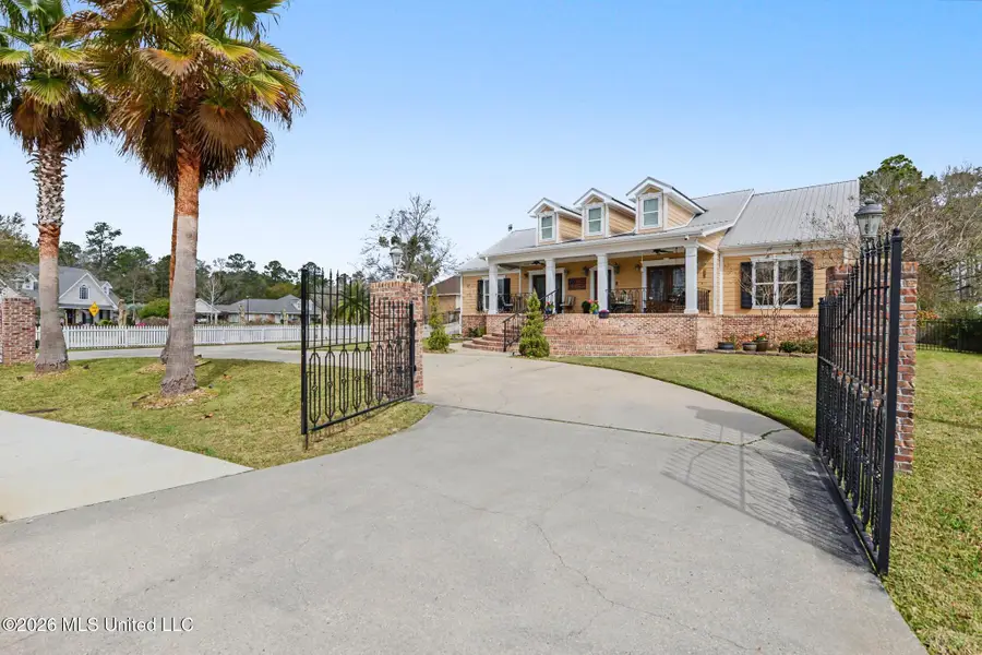 707 Esplanade Avenue, Bay Saint Louis, MS 39520 - #3