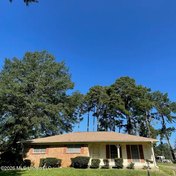 125 Wingfield Court, Jackson, MS 39204