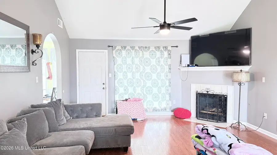 9635 N Geneva Loop, Olive Branch, MS 38654 - #2