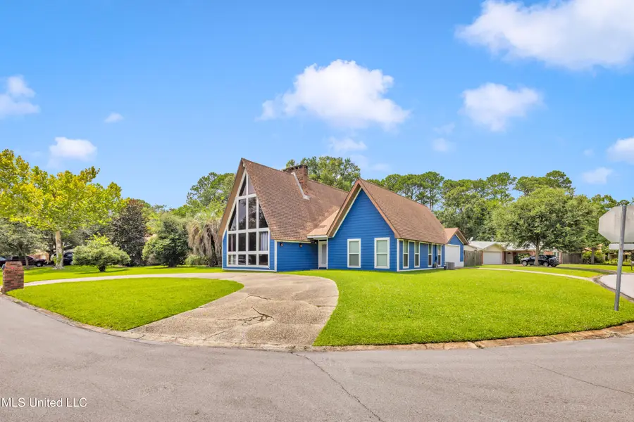 3407 Parliament Drive, Ocean Springs, MS 39564 - #2