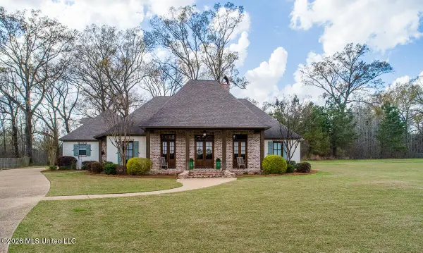 47 Tara Drive, Natchez, MS 39120