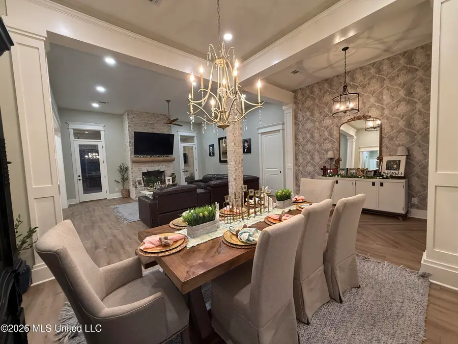 16 Manatee, Hattiesburg, MS 39402 - #3