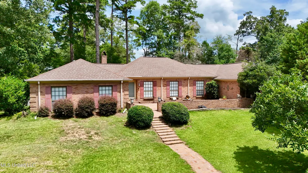 307 Longwood Drive, Clinton, MS 39056 - #1